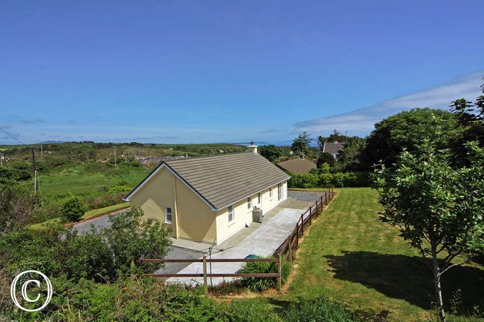77. Goleen, Co. Cork - Holiday home